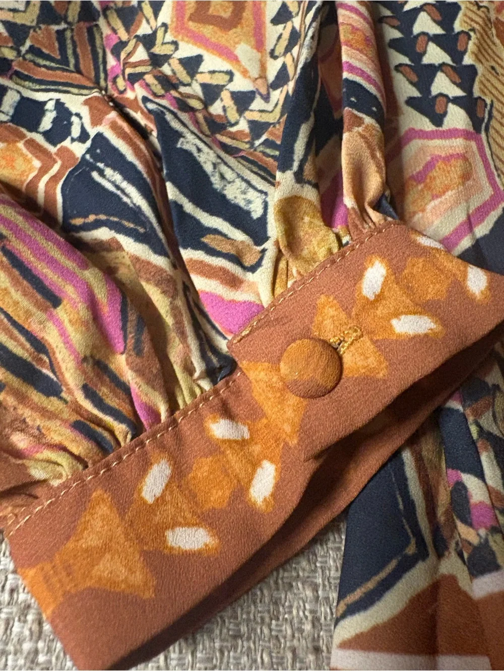 Flying tomato Printed Puff-Sleeve Boho Blouse in Orange & Pink size large - Picture 10 of 14